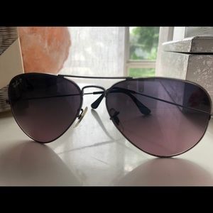Tinted ray bans polarized